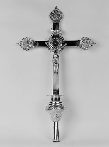 Croix de procession n° 2