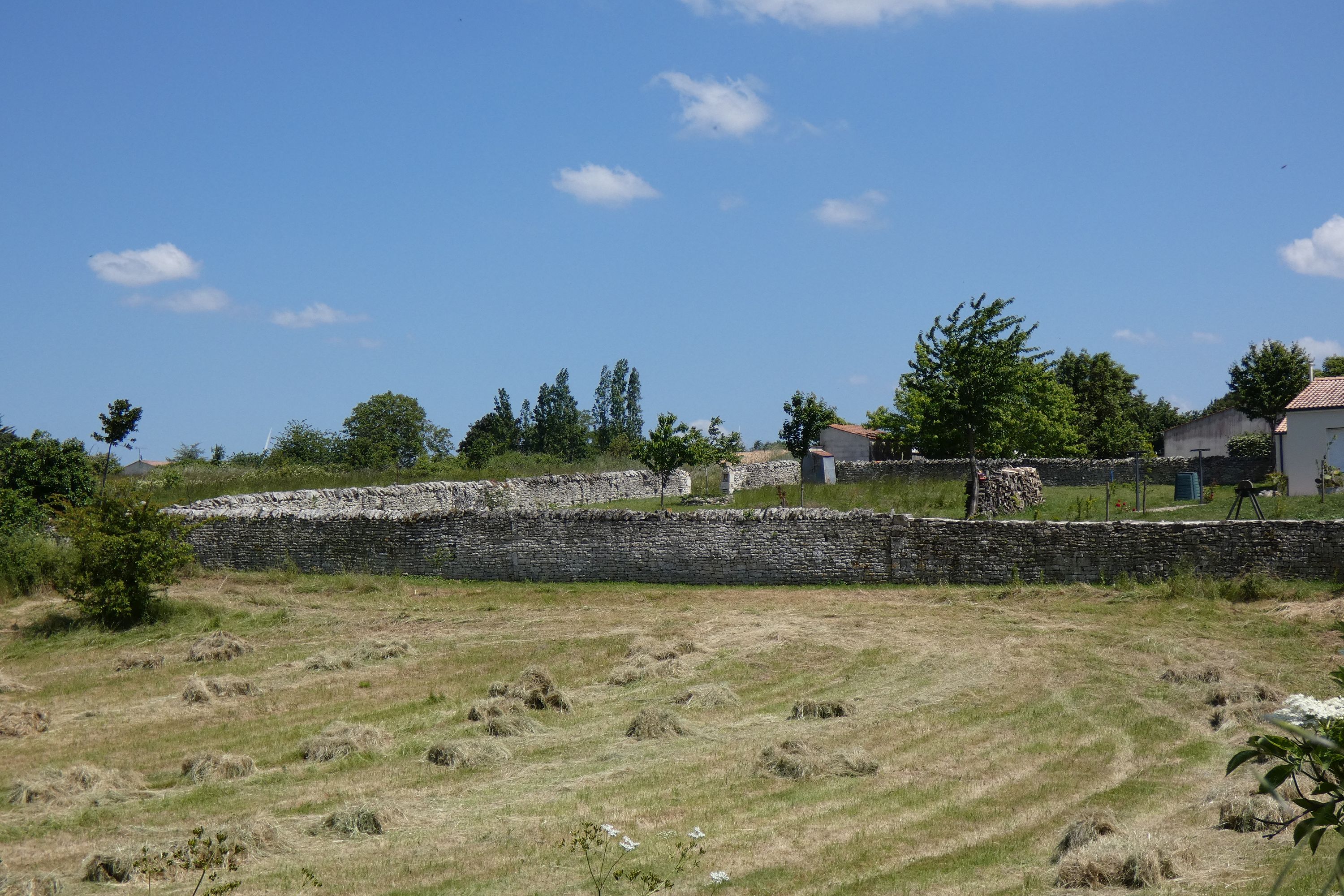 Bourg de Lesson