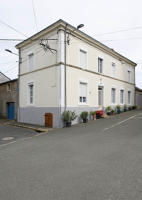 Ancienne mairie-école de Beausse, actuellement maison
