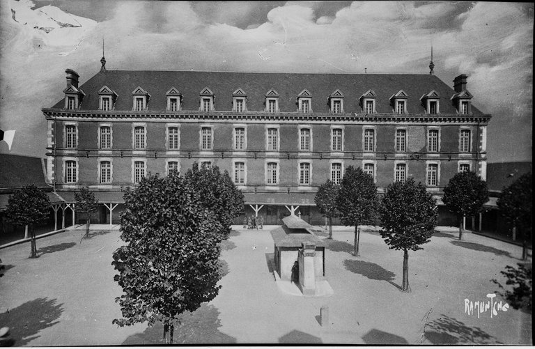 Collège, puis lycée Atlantique, rue Jean-Jaurès