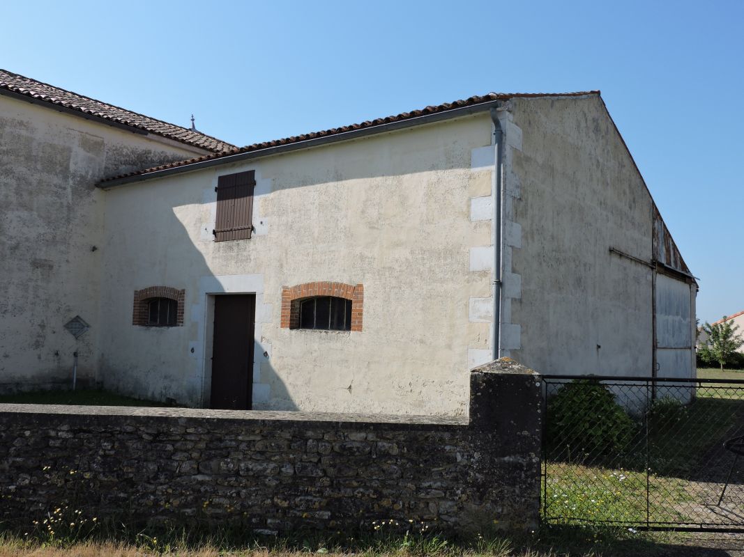 Ferme, actuellement maison, 2 rue du Pont-aux-chèvres