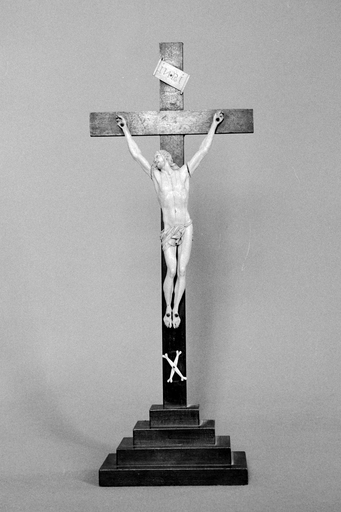 Croix d'autel n° 2, Paimbœuf