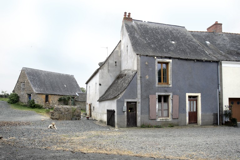 Maison - 8 rue des Grottes, anciennement la Pinocherie, Saulges