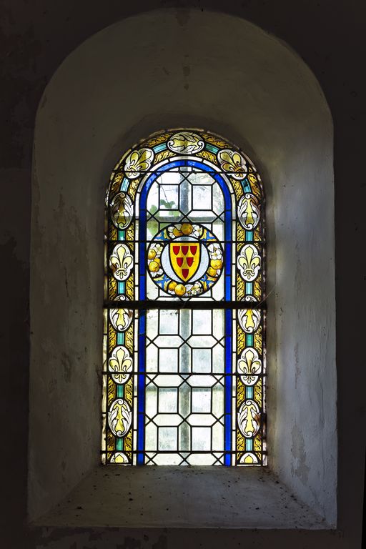 Ensemble de 3 verrières héraldiques (baies 0 à 2) - Château de Lancheneil, Nuillé-sur-Vicoin