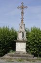 Croix de chemin dite croix de la Brosse, rue Geoffroy-de-Couesbouc