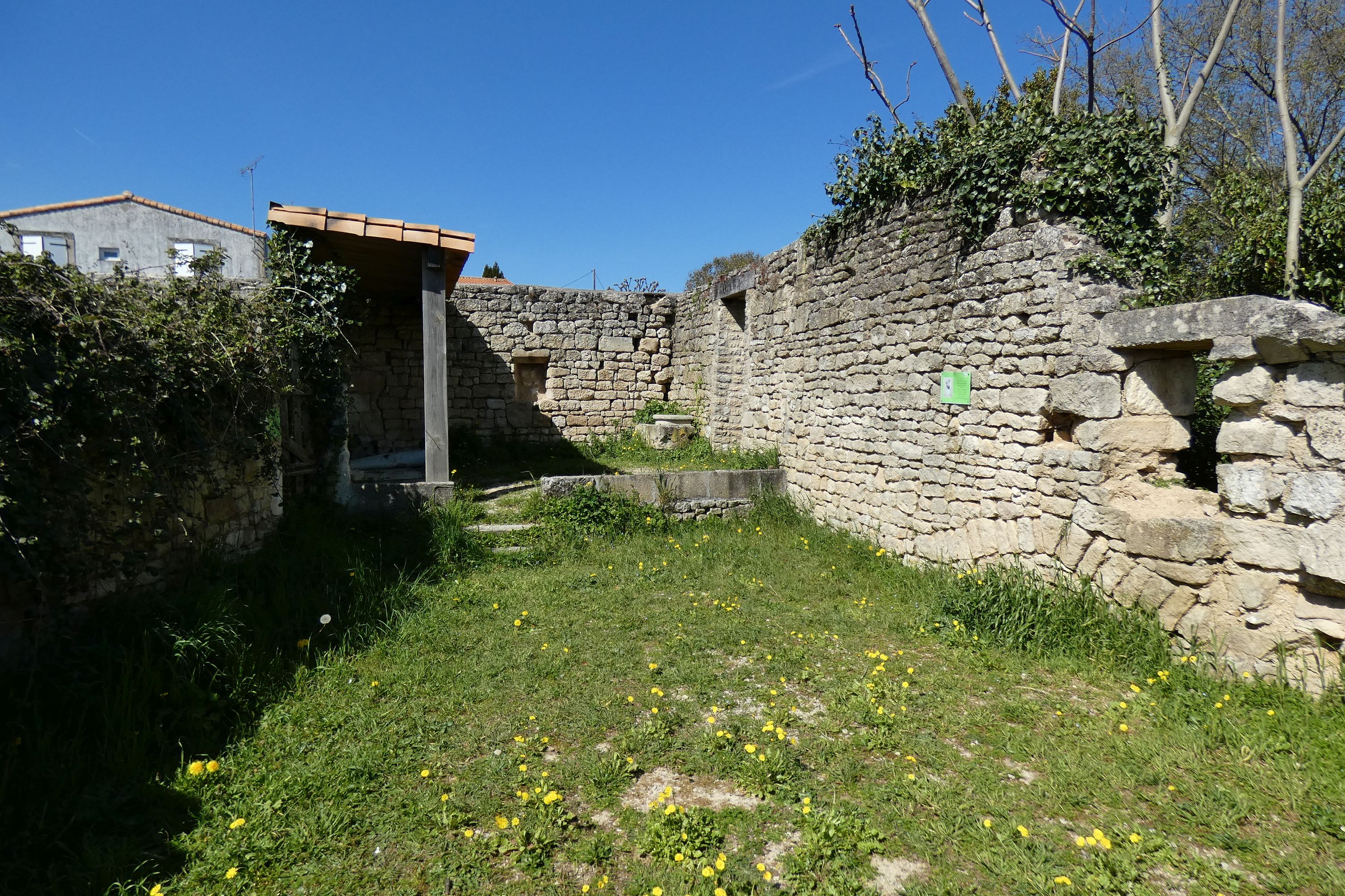 Château fort de Benet