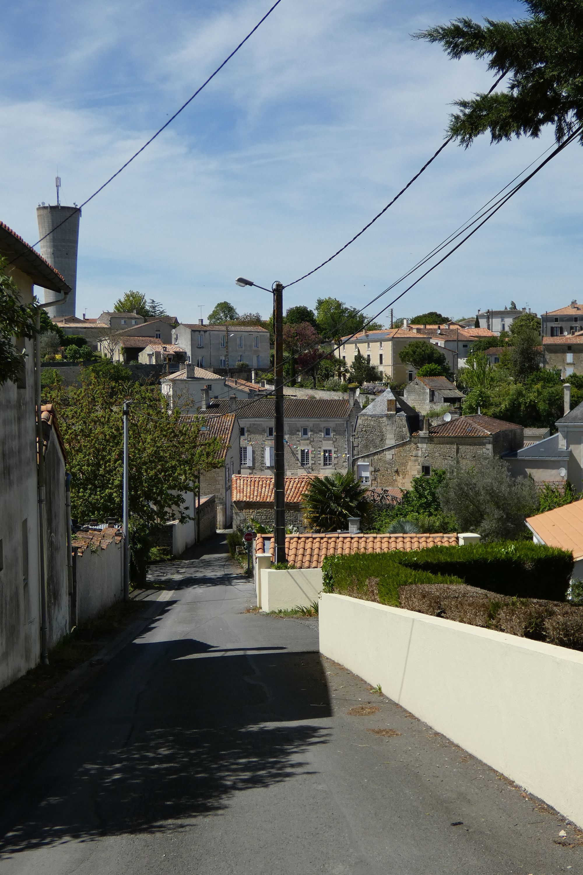 Bourg de Benet