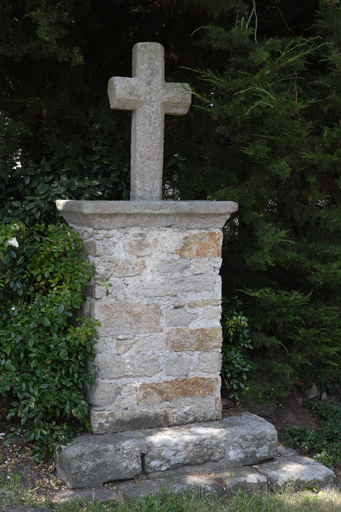 Croix de chemin, dite croix du Grand-Poissevin