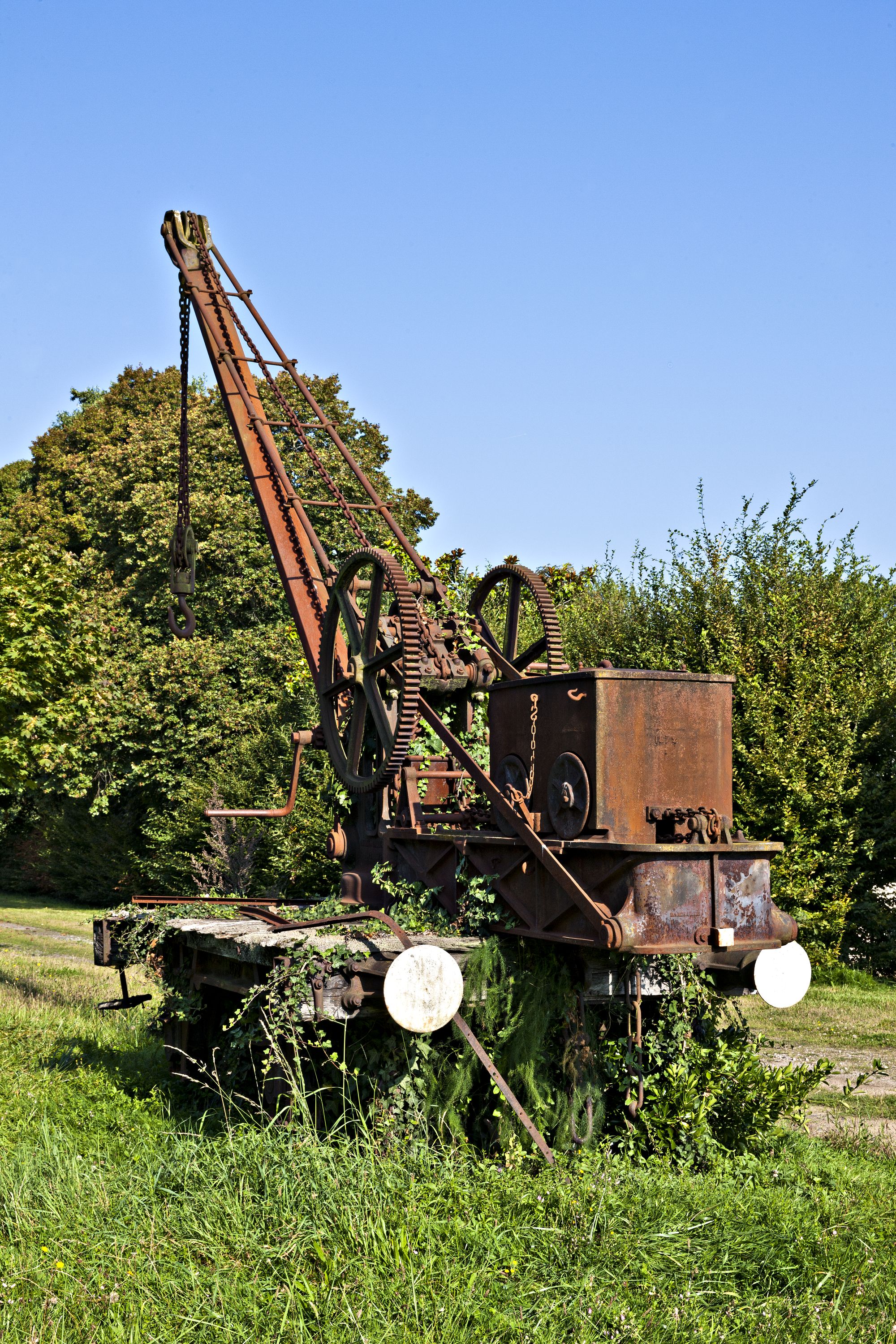 Wagon porte-grue de la gare de Bonnétable.