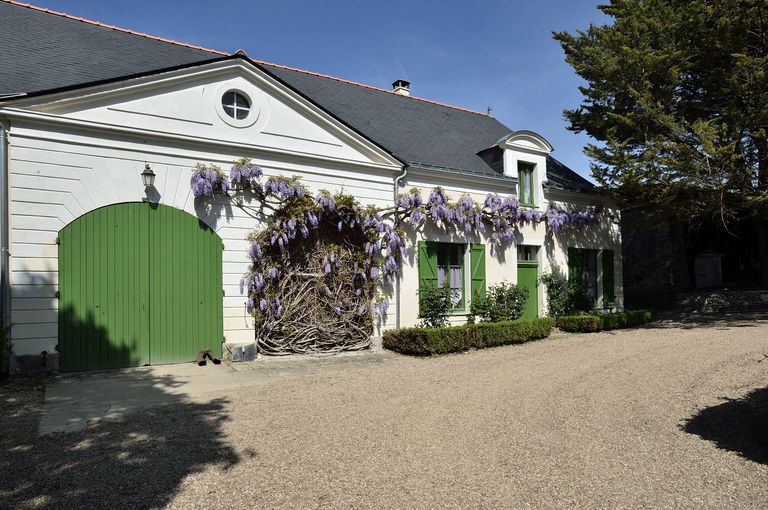 Maison de maître puis château de la Roche-aux-Moines