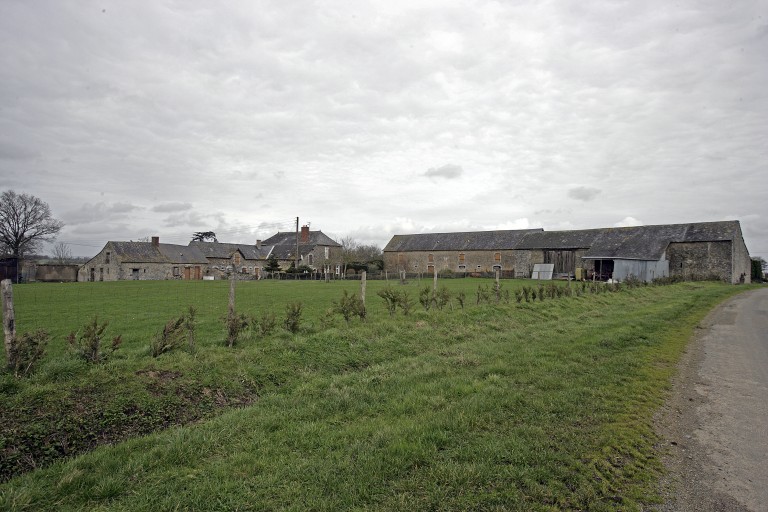 Écart, puis ferme - la Maison-Neuve, Saulges