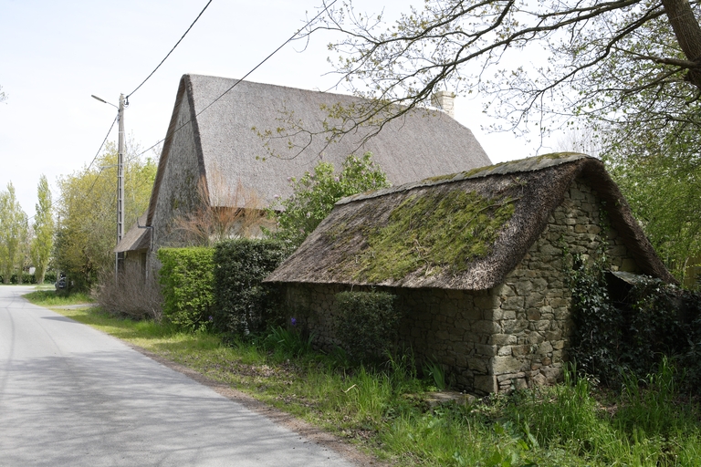 Ferme, Trépied, 5e ensemble