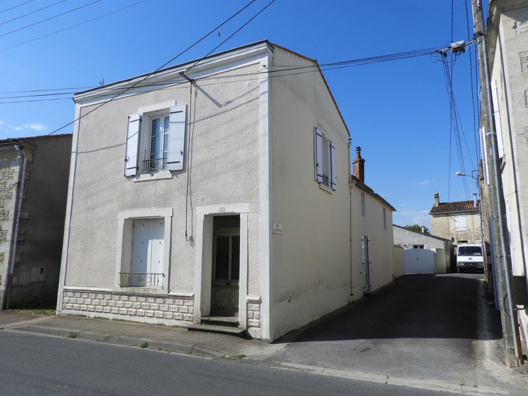 Magasin de commerce, actuellement maison, 20 rue Georges-Clemenceau