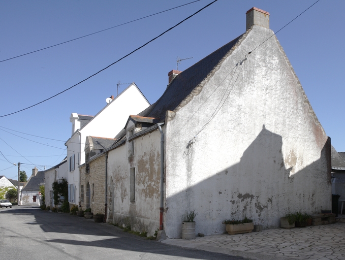 Rangée de maisons, 5, 7, 9, 11, 13, 15 rue Jeanne-de-Navarre