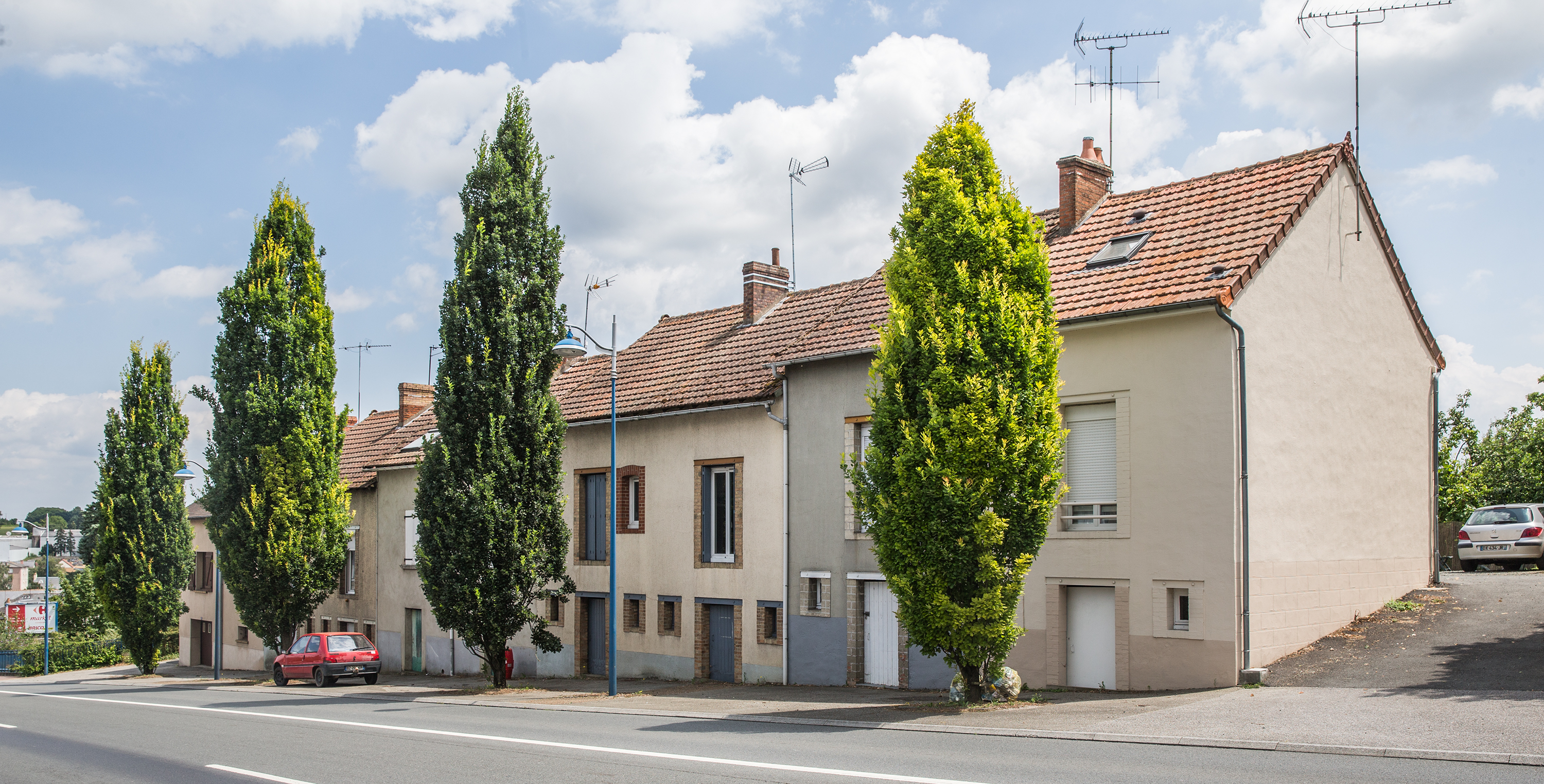 Maisons de série (10), 25, 27, 29, 31, 33, 35, 39, 41 avenue Carnot, Connerré