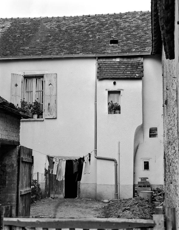 Les maisons du bourg de Tuffé Val de la Chéronne