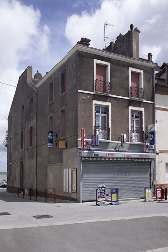 Maison, 56 rue du Général-De-Gaulle ; 26 quai Sadi-Carnot, Paimbœuf