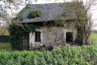 Ferme et logis (vestiges), la Basse-cour de Follet