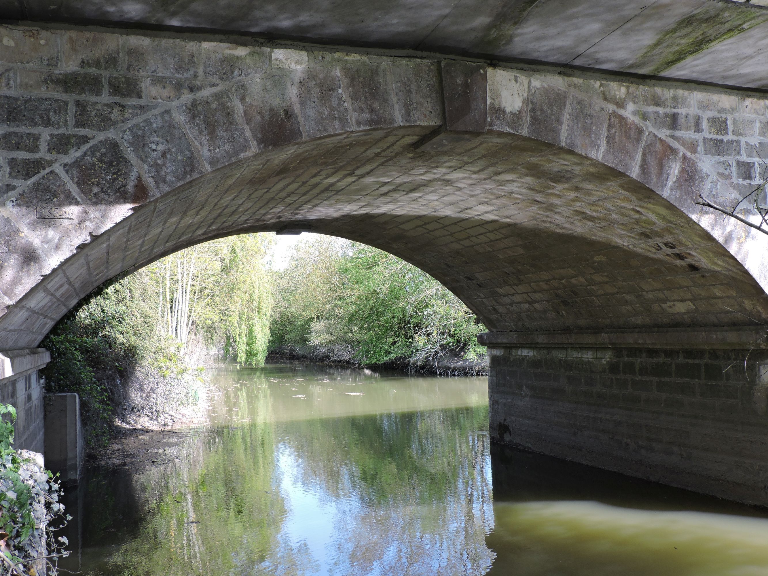 Ponts (3) dits le pont de Vix ; le Pont de Vix