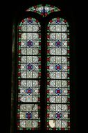 Ensemble de 5 verrières décoratives et de 7 verrières géométriques (baies 1 à 10, 12 et baie occidentale) - Église Saint-Martin, Pommerieux
