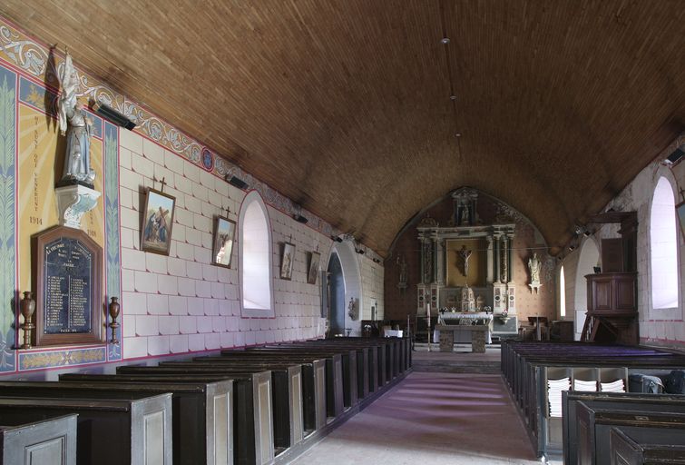 Monument aux morts, église paroissiale Sainte-Gemme de La Fresnaye-sur-Chédouet