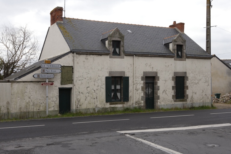 Maison, Maisons-Brûlées