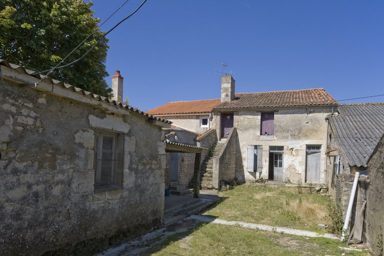 Ferme, métairie de la Roulière