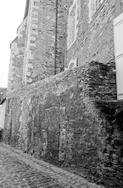Couvent de frères mineurs dits des frères sacs, puis d'augustins, puis usine de chaussures Savaton-Hamard