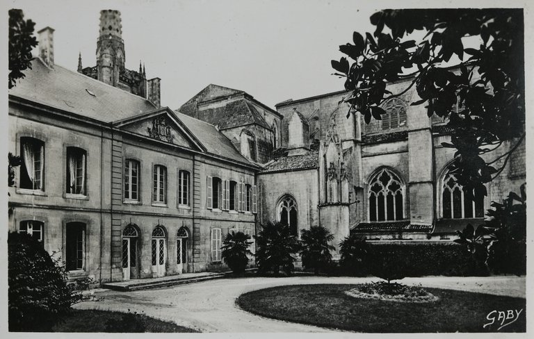 Évêché de Luçon, place Leclerc