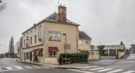 Hôtel de voyageurs la Cane, actuellement restaurant, 12 avenue du Général-de-Gaulle