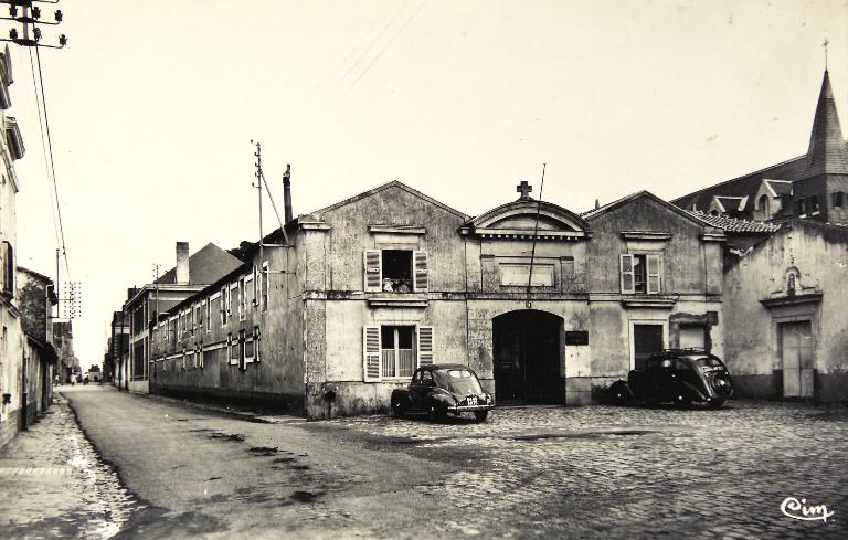 Hôpital général, hôpital, maison de retraite, place du Docteur-Marcel-Daniel ; rue Pierre-Jubau, Paimbœuf