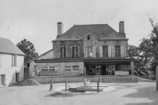 Demeure de villégiature dite château, actuellement fromagerie industrielle, le Bois-Belleray