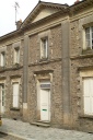 Détail de façade d'une maison du XIXe siècle dans l'intra-muros (rue des Lauriers).