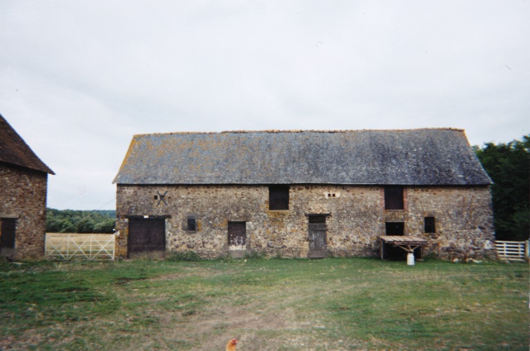 Ferme, actuellement maison - la Vallée, Blandouet