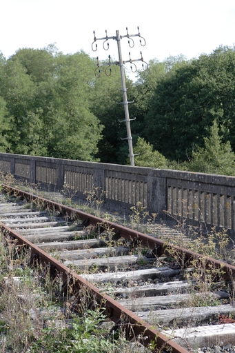 Pont-rail sur l'Hocmard