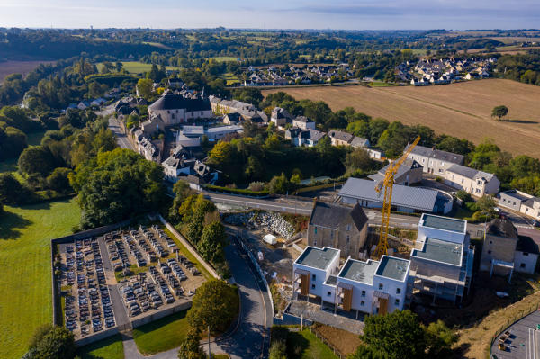 Bourg de Saint-Jean-sur-Mayenne