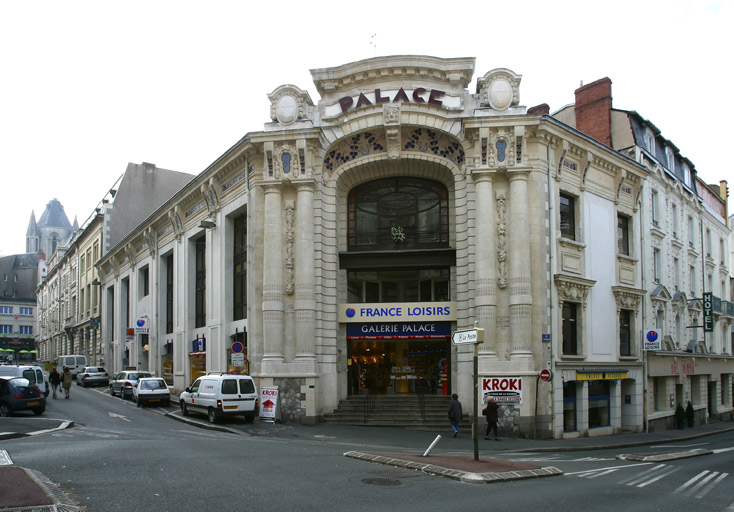 Cinéma Familia puis le Palace, actuellement galerie marchande