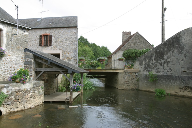 Pont - rue des Lavandières, Saint-Jean-sur-Erve