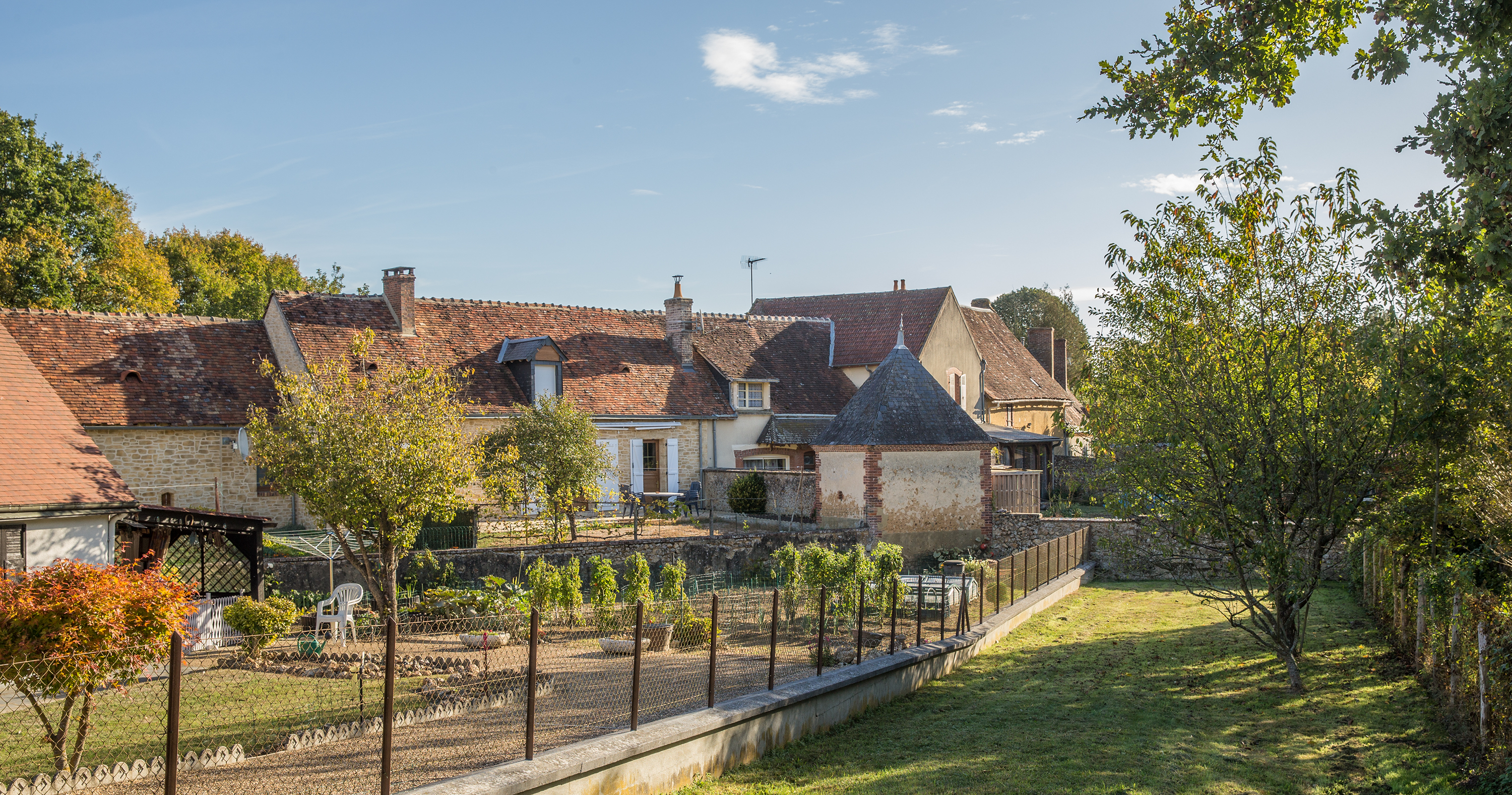 Maison de charité, école de filles, actuellement maisons, 10-12 ruelle de la Hulotterie