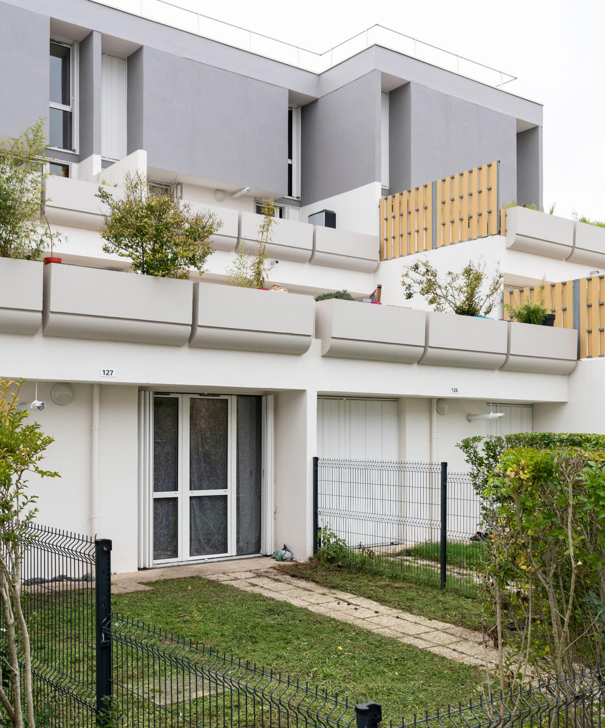 Immeubles dits maisons à gradins et jardins, rue des Sauges