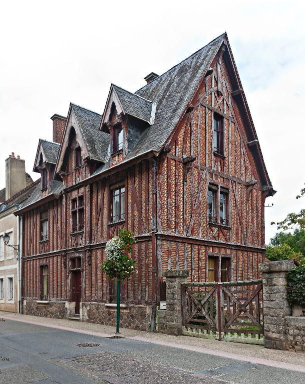 Maison dite maison normande, 18 rue du maréchal Leclerc à Bonnétable.