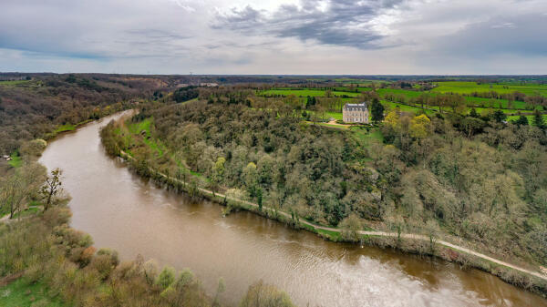 Demeure de villégiature dite château, la Roche