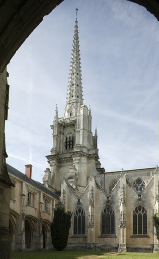 Cathédrale Notre-Dame de l'Assomption, place Leclerc