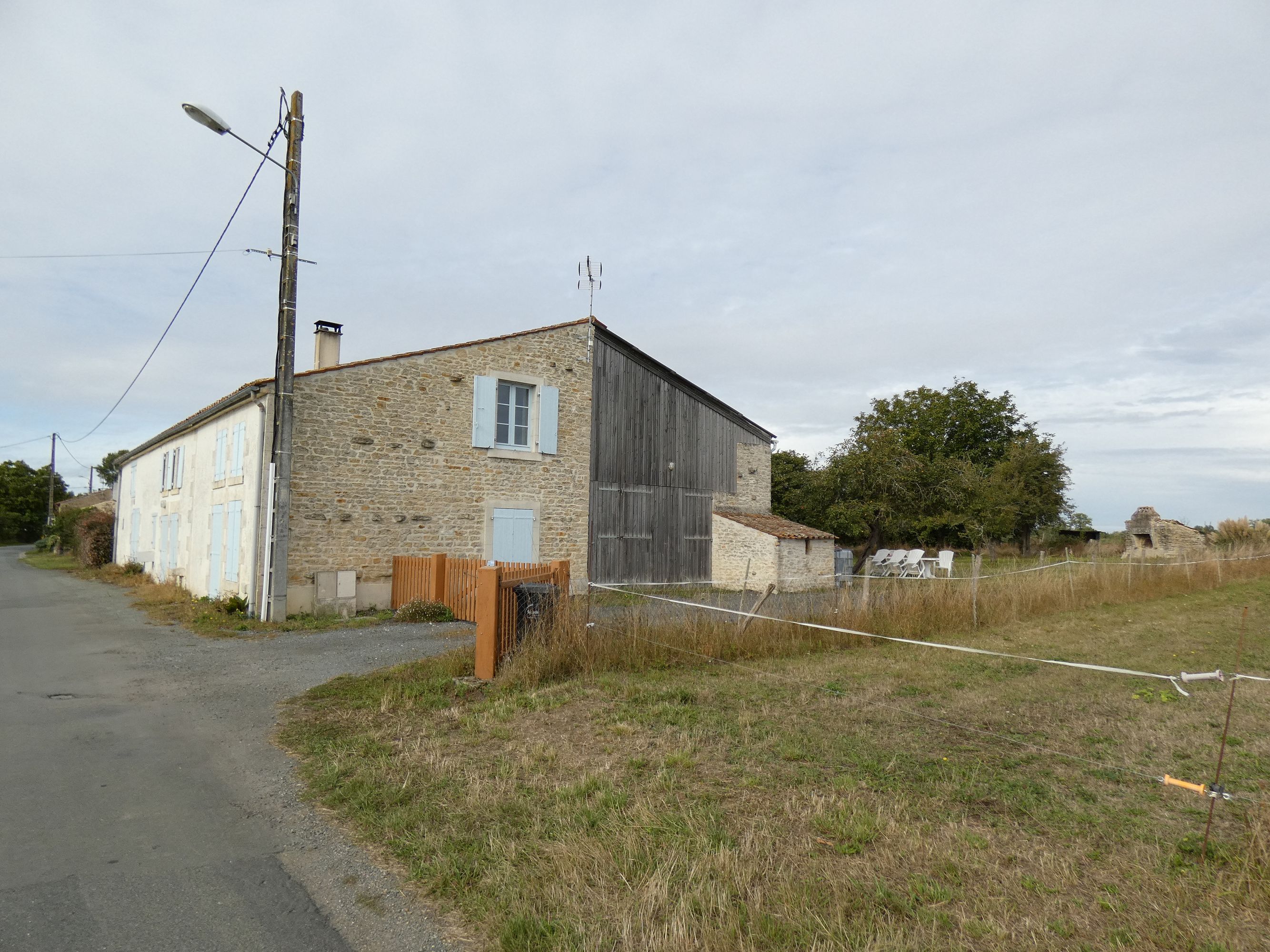 Ferme, actuellement maison, 49 la Barbée