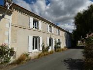 Ferme, actuellement maison, les Cabanes, 55 et 57 rue des Petites Cabanes