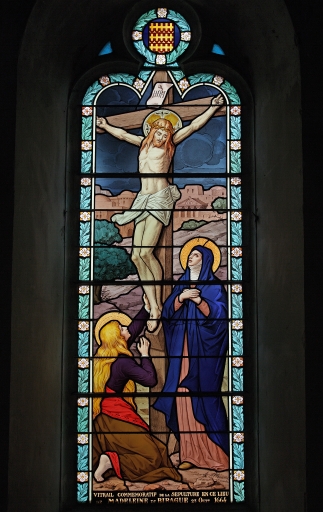 Ensemble de 3 verrières historiées : crucifixion, annonciation, nativité (baies 0 à 2) - Église paroissiale Saint-Paterne, Saint-Poix