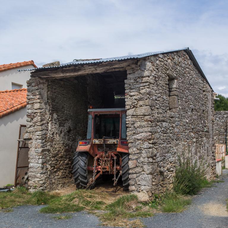 Remise. La Pouzinière, Saint-Hilaire-de-Clisson.