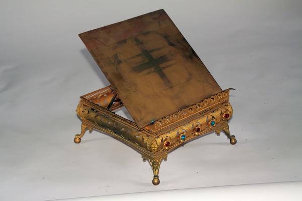 Présentation des objets mobiliers de l'église paroissiale Saint-Germain de la commune de Saint-Germain-d'Arcé