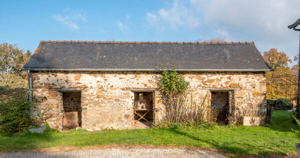 Manoir (vestiges), puis demeure dite château