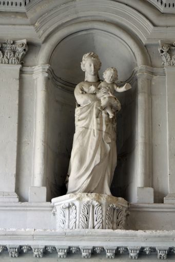 Statue : Vierge à l'Enfant